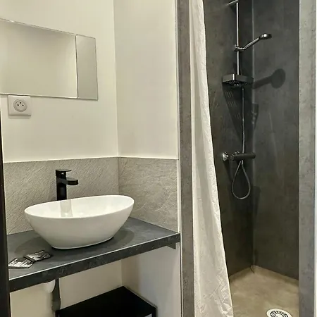 Dolaizon 2 - Meuble 28 M2 *